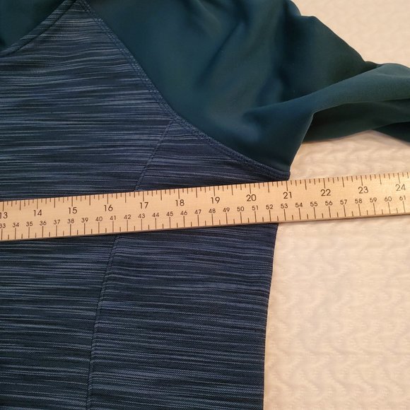 BCG women drawstring/hoodie sweatshirt. size M. - Picture 9 of 11